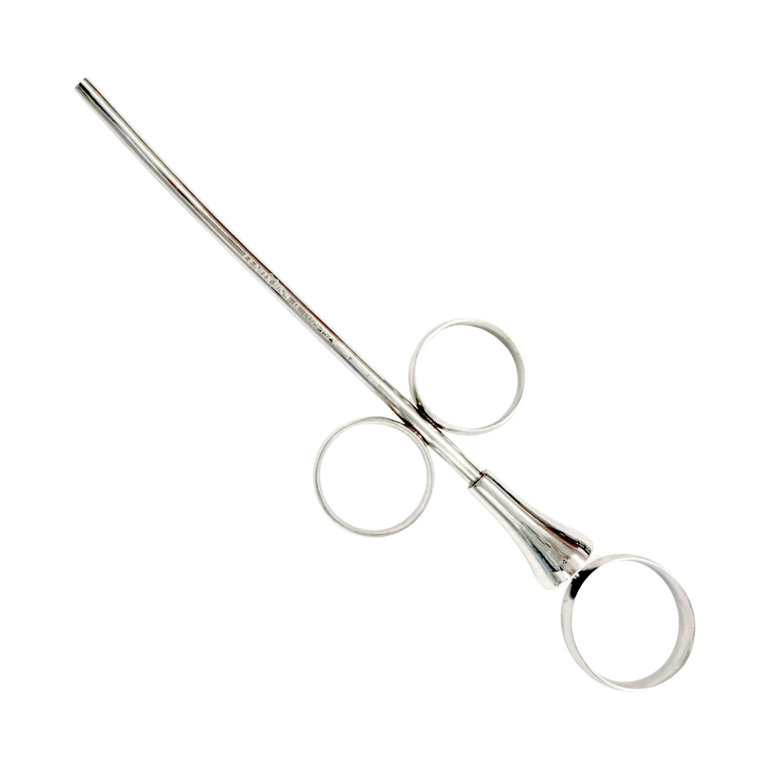 LD29-152 Bone grafting syringe 17cm, 3.0mm Bone grafting syringe, 17cm length, 3.0mm diameter, designed for precise placement of graft material in dental surgical procedures, featuring ergonomic handle and durable stainless steel construction.